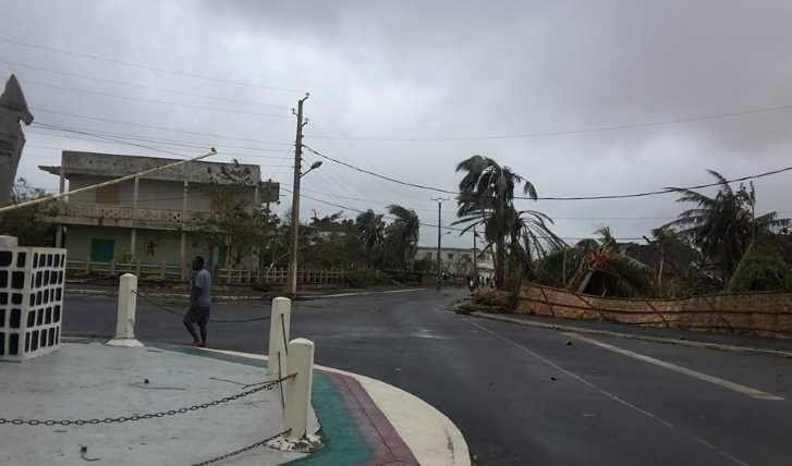 Cyclone Enawo Place de l'indépendance