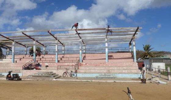 ENAWO Antalaha Réparation Toiture Stade Commune urbaine